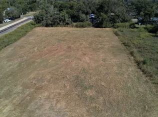 806 W 7th St #810, Cameron, TX 76520