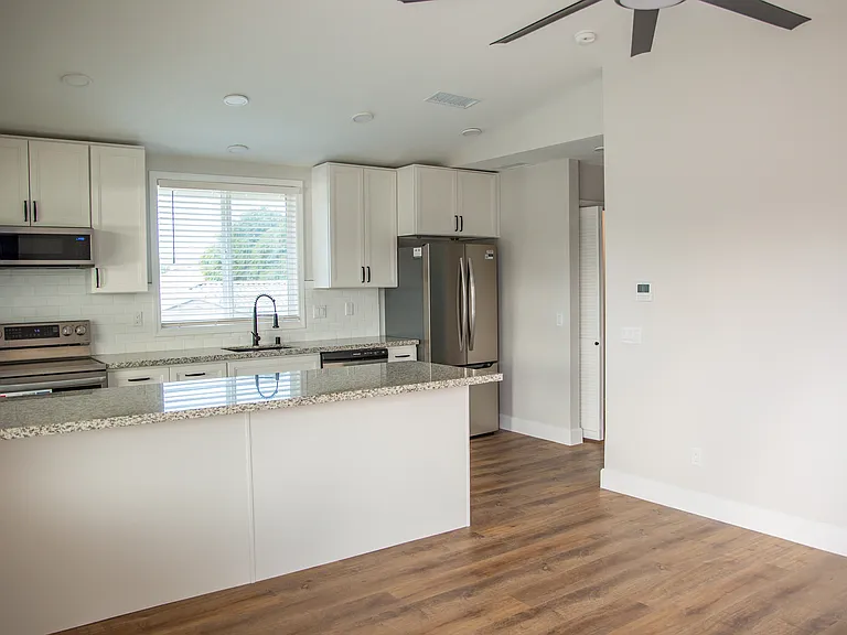 30081 Yellow Feather Dr — Photo 5