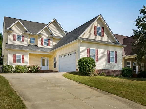 233 Streams Way, Anderson, SC 29625