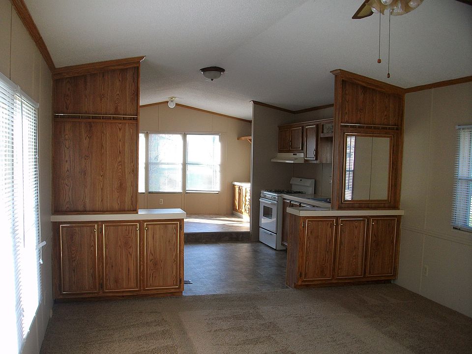 2nd image of 21 Cherry Ln