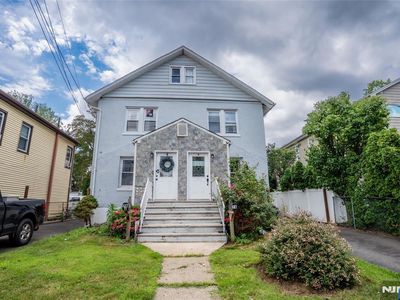 76 W Main St, Bergenfield, NJ, 07621