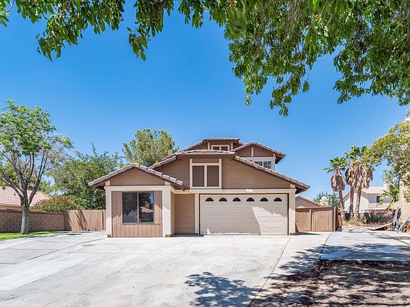 2nd image of 2301 Tucson St