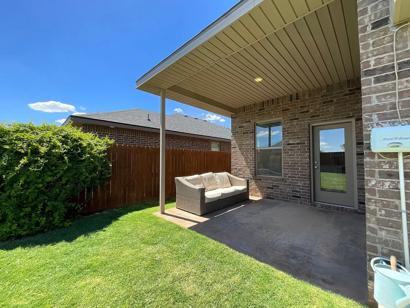 2408 Outlaw CT - Beautifully Updated 3/2/2 With Super Landscaping! — Photo 3