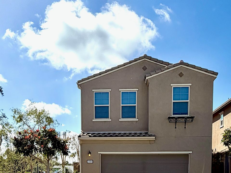 1st image of 2064 Blue Oak Ln