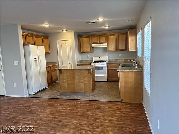 4th image of 7320 Camden Pine Ave