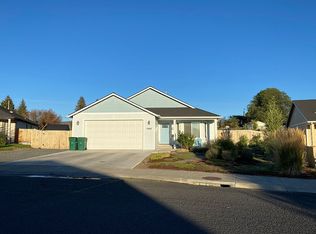 7443 Golden Trl, Klamath Falls, OR 97603
