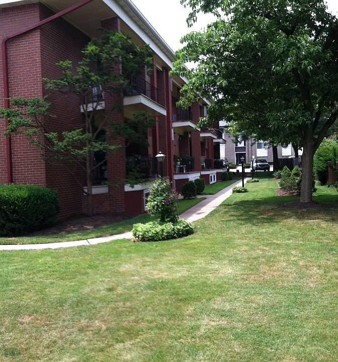 1st image of 419 2nd St APT 4