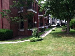 419 2nd St APT 4, Oakmont, PA 15139