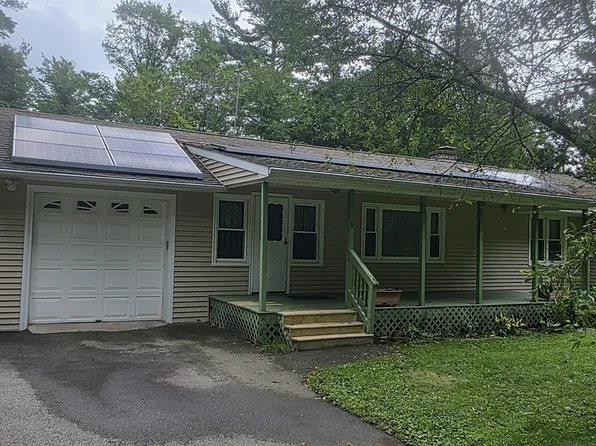 9 Richardson Corner Rd, Charlton, MA 01507