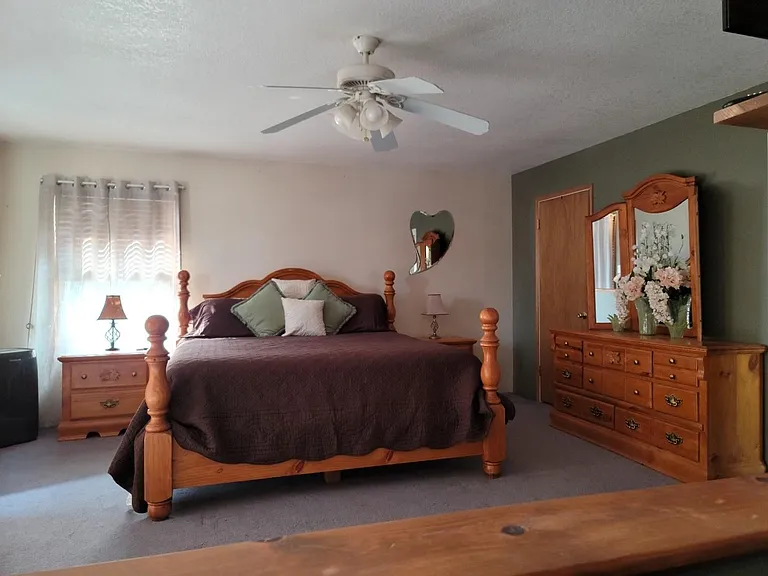 4616 Peck Dr — Photo 6