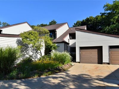 3430 Mayfield Rd, Cleveland, OH, 44118