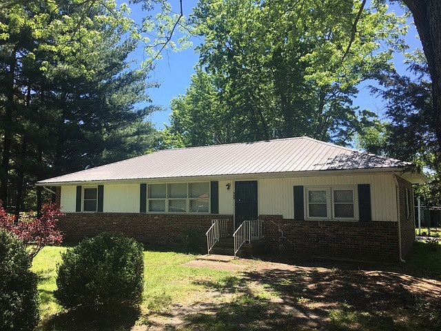 1st image of 905 Glenwood Dr