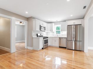 95 Spruce St FLOOR 2, Abington, MA 02351