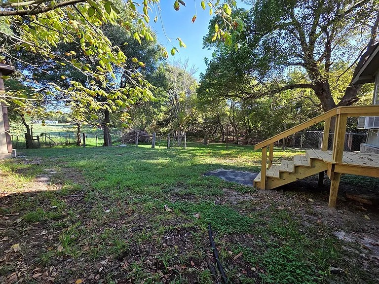 1723 Scott Rd — Photo 23