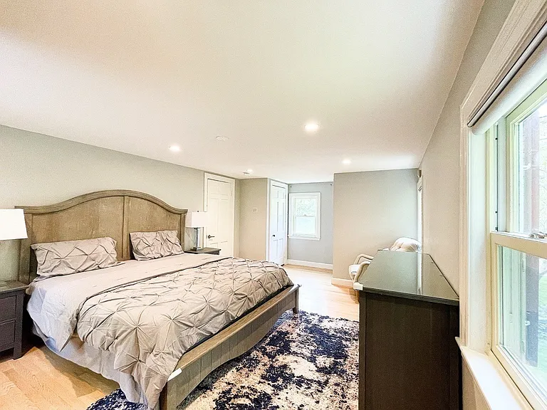 37 Emerson Rd — Photo 16