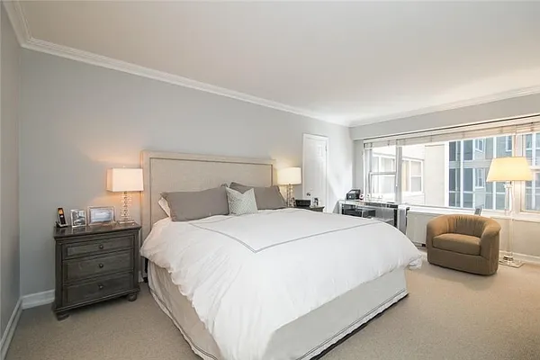 Sold by Qwest Residential Downtown LLC | media 11