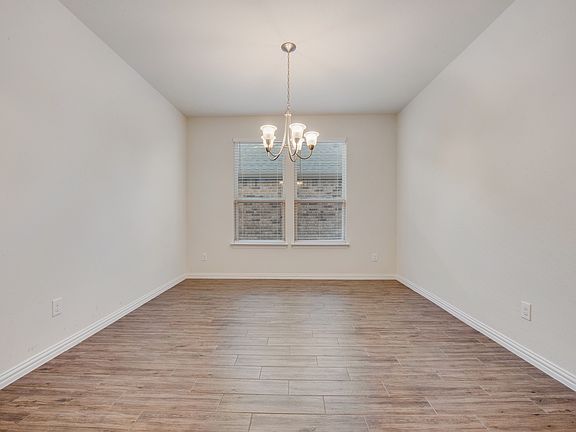 3rd image of 3712 Hawsbrook Ln