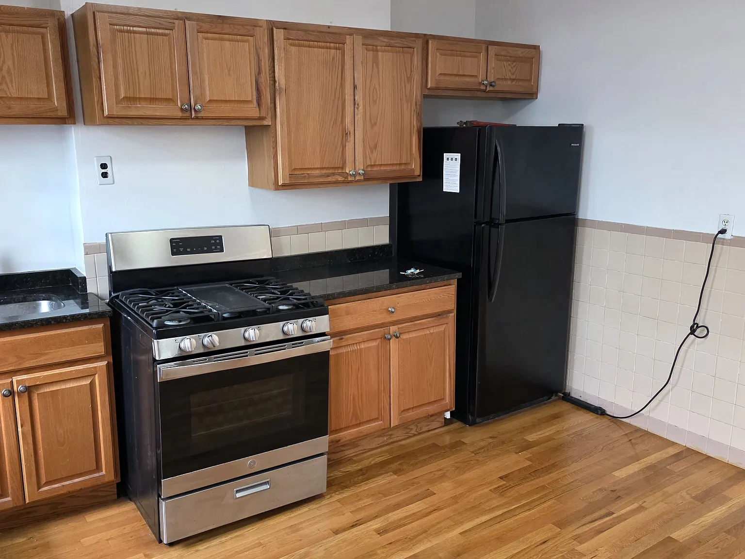 2 bed, 750 sqft, $2,900 — Photo 2