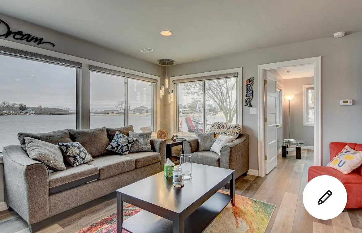17316 Iris Cir — Photo 1