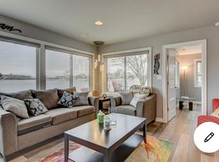 17316 Iris Cir, Bellevue, NE 68123