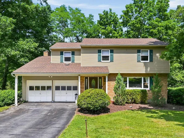 24 Gregory Drive, Goshen, NY 10924