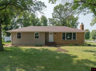 403 5th St, Nicollet, MN 56074