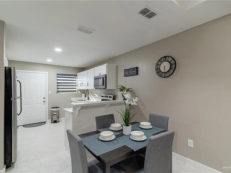206 S Ridge Ln #1 — Photo 5