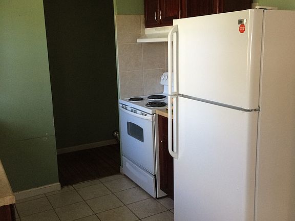 Stove/Refridgerator