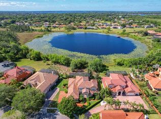 1572 Lake Rhea Dr, Windermere, FL 34786