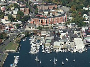 (Undisclosed Address), Mamaroneck, NY 10543