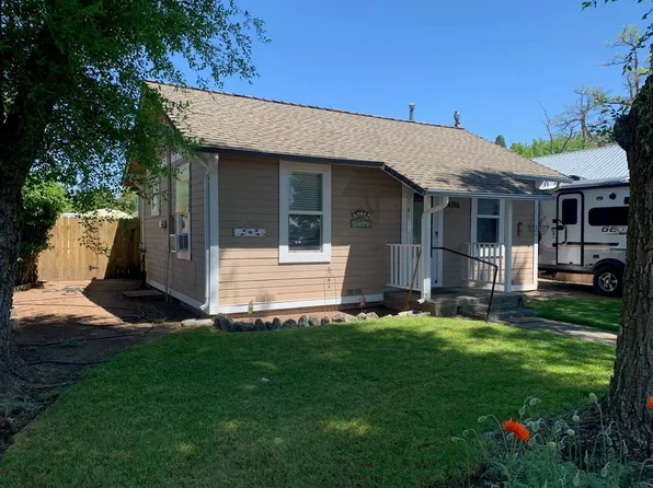 44196 Cedar St, McArthur, CA 96056