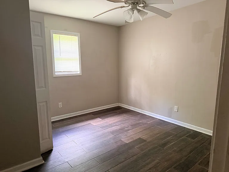 3667 Wylly Ave — Photo 4