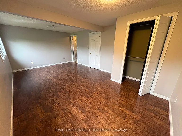 60 Everglade Cres — Photo 18