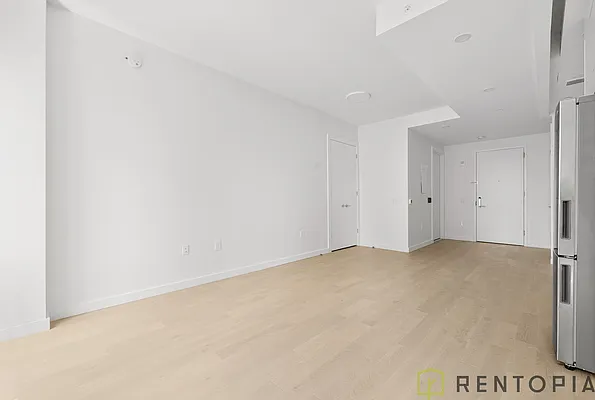 Rented by Rentopia | media 30