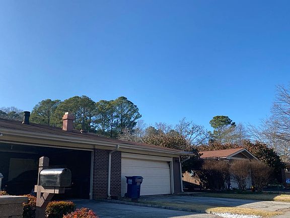3rd image of 314 Winterhaven Trl
