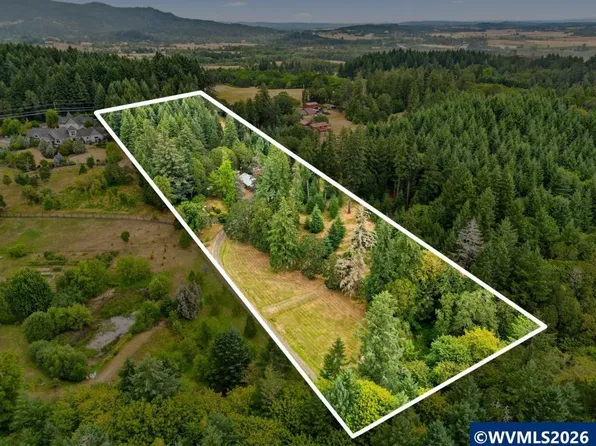 1381 NW Highland Dell Dr, Corvallis, OR 97330
