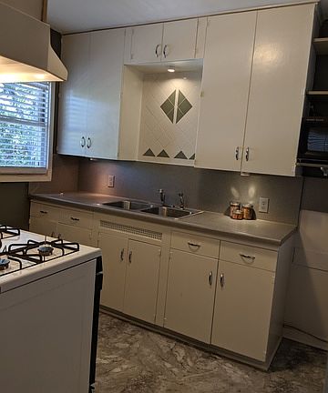 4th image of 245 Post Ave APT 2