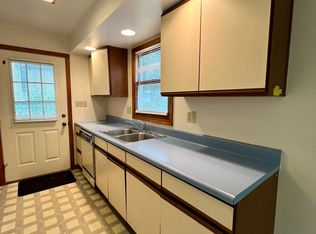 7 Golden Hill St FLOOR 2, Bethel, CT 06801