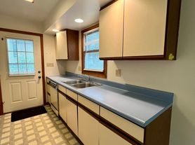 7 Golden Hill St, Bethel, CT