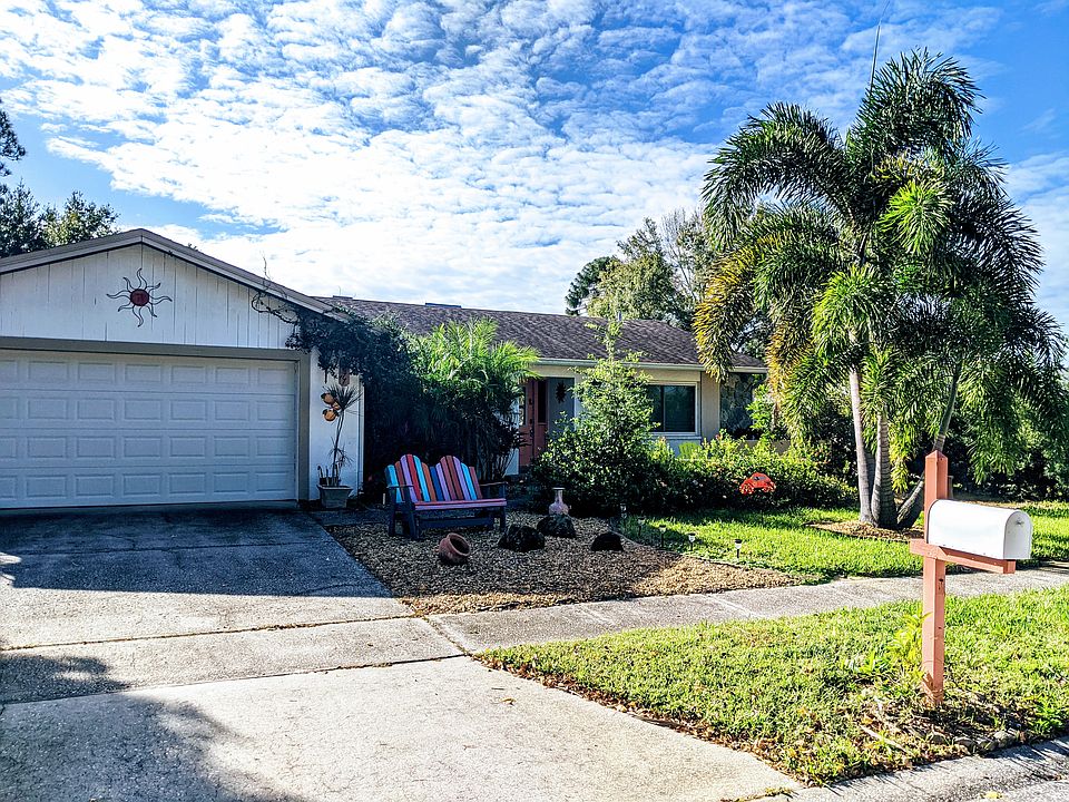 1st image of 2077 Chadsworth Dr