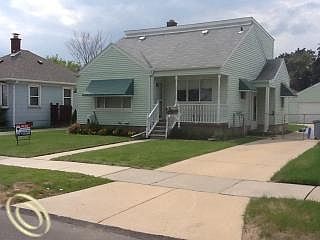 1st image of 2084 15th St