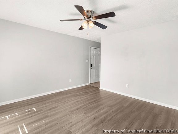 5th image of 818 Grambling Ct