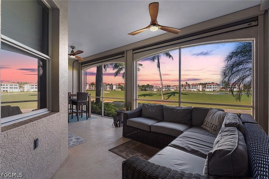 11040 Harbour Yacht Ct Unit 102