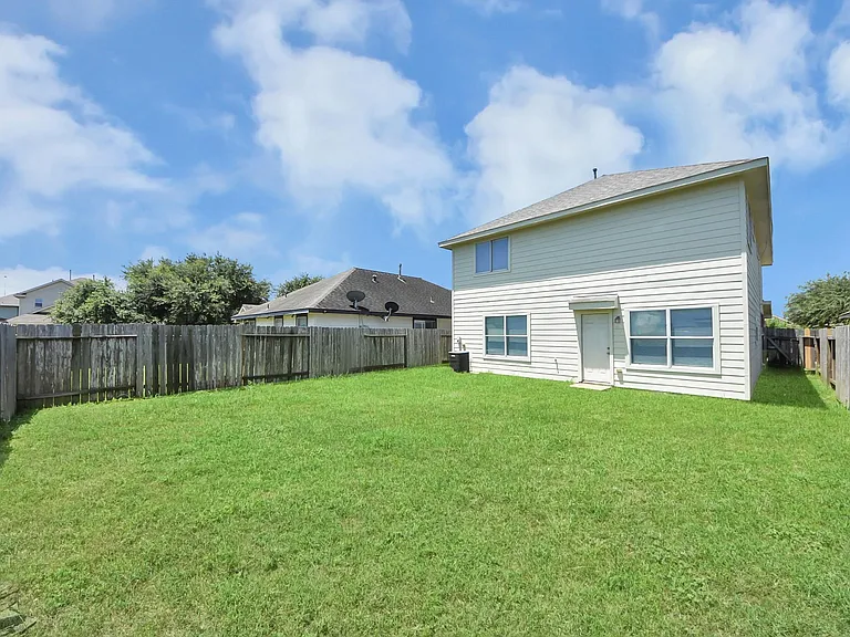 14423 Hillard Green Ln — Photo 14