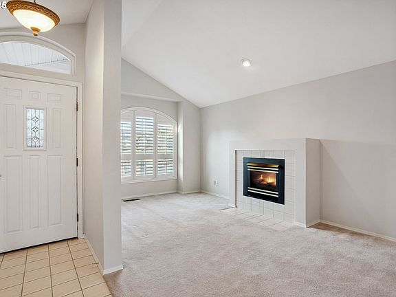 2nd image of 15317 SE 35th St