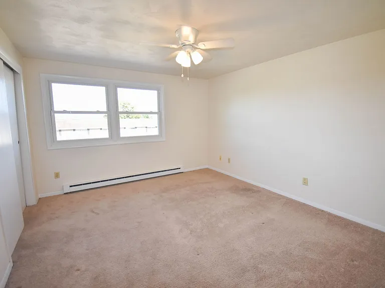 351 W Grape St — Photo 19