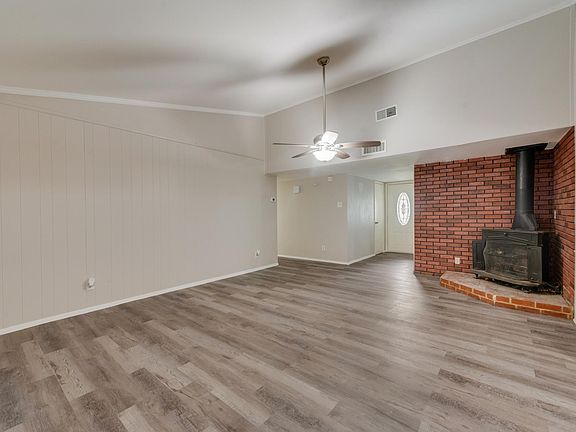 5th image of 469 Wildbriar Dr
