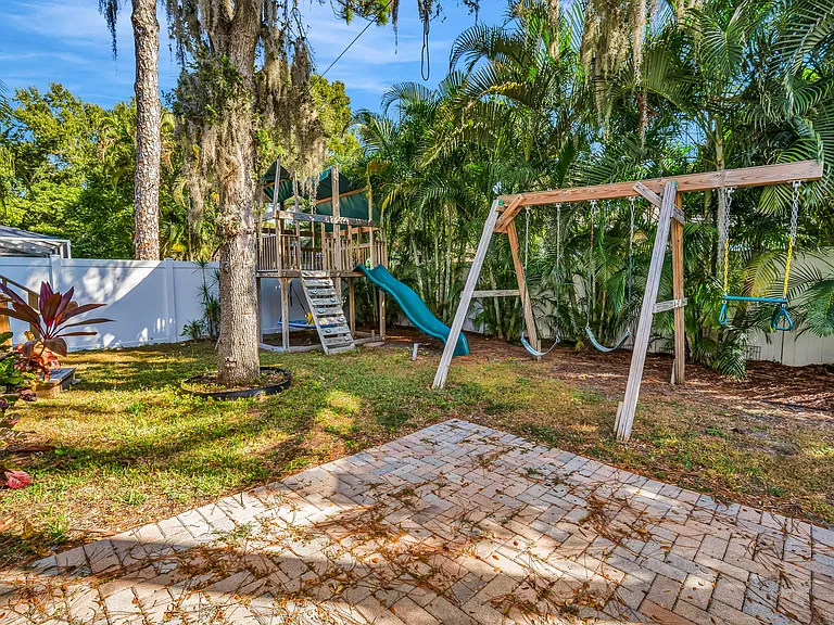 14053 Feather Sound Dr — Photo 45