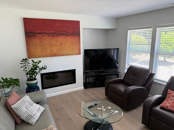 2nd image of 2311 Meadowlark Dr