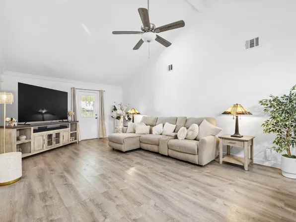 3823 Shadow Trl, Houston, TX 77084